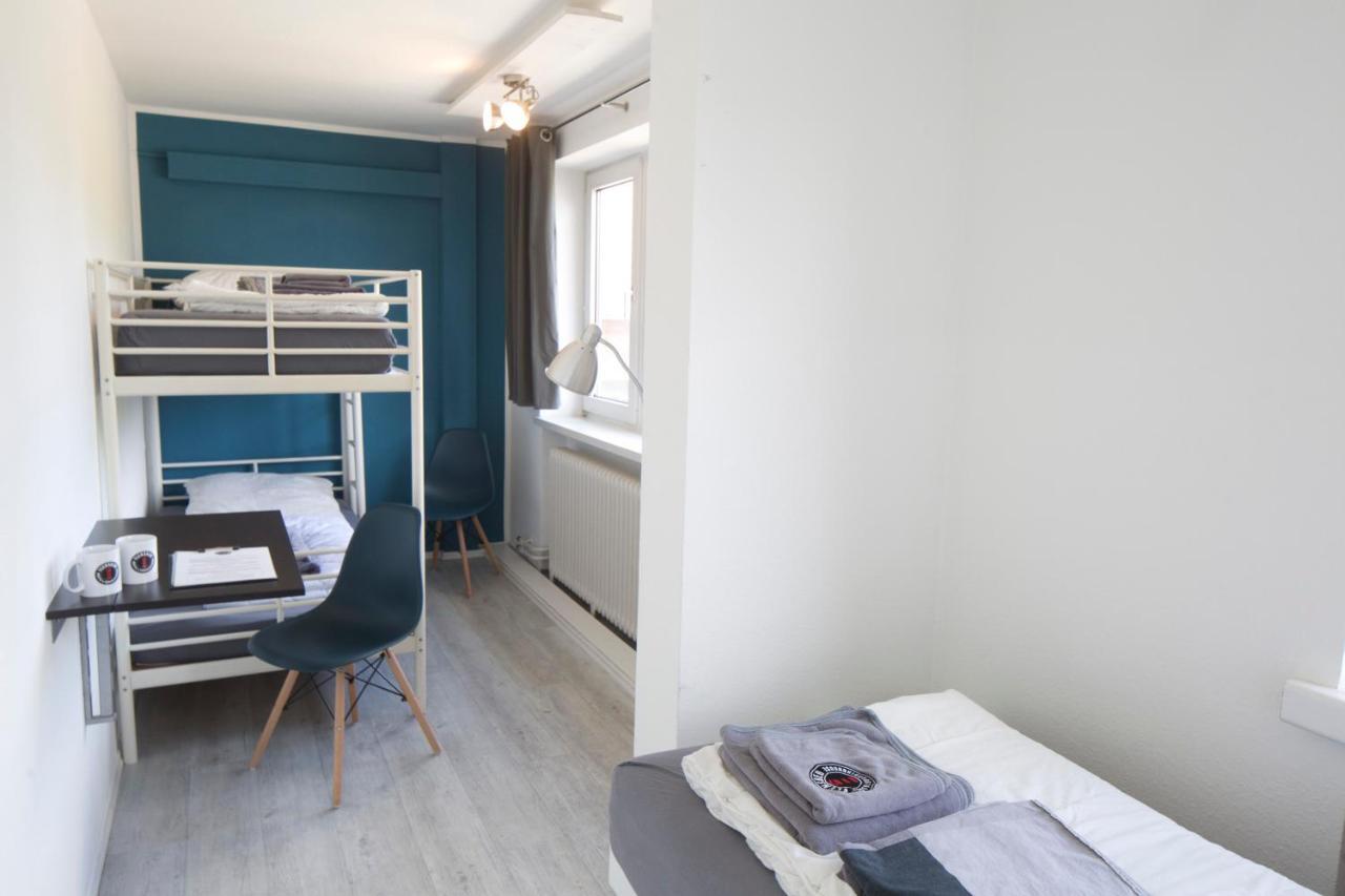 Flensbed Hotel & Hostel เฟลนส์บวร์ก ภายนอก รูปภาพ